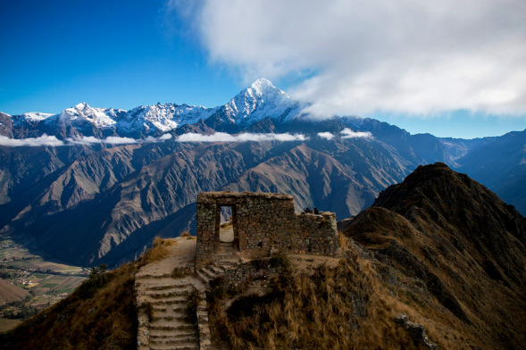 Inti Punku – Trekking hacia la Puerta del Sol en Ollantaytambo