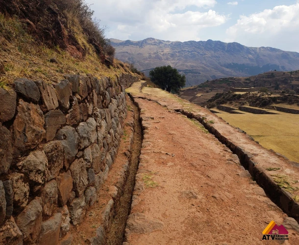 Canales de Irrigación Milenarios