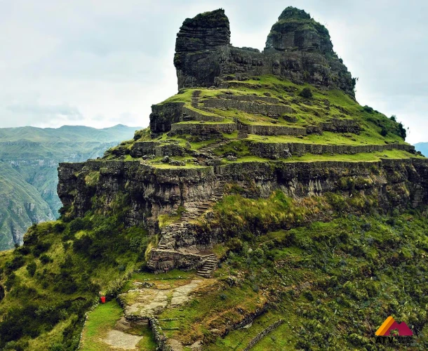Waqrapukara: La "Fortaleza de los Cuernos"