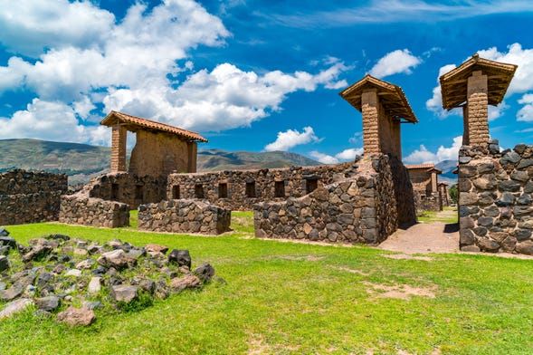 Raqchi Cusco Tour 1 Day – History, Culture and Andean Landscapes
