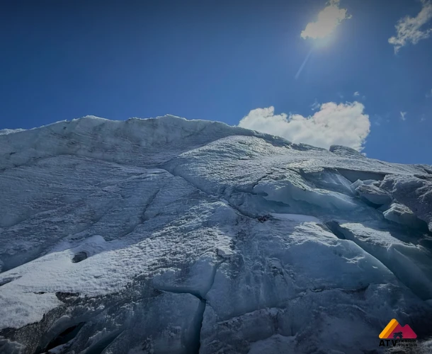 Arrival at the Lookout Point by ATVatrimoto