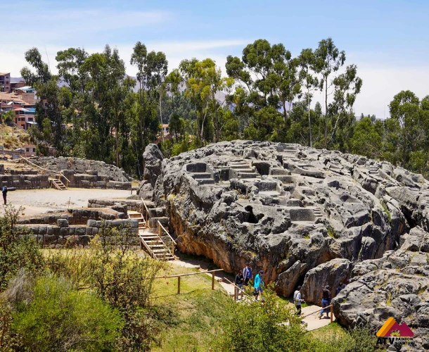 Qenqo: Un Centro Ceremonial Enigmático