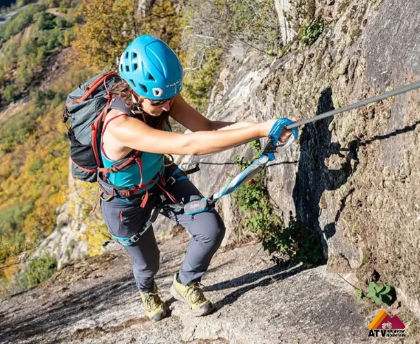 Rappel: Desciende con Adrenalina por la Roca Andina