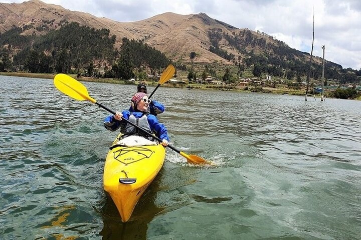 KAYAKING ON HUAYPO LAGOON | WATER ADVENTURE IN CUSCO